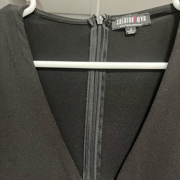 Black dress, size S, fashion nova, good condition - Picture 3 of 3